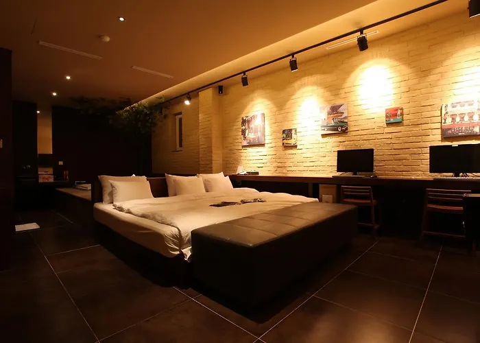 Motel Nine Star 2*