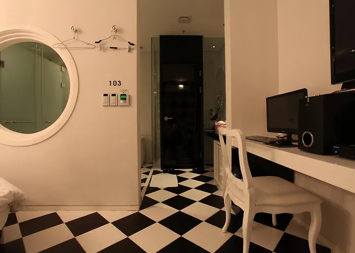 Nine Star Motel Seoul